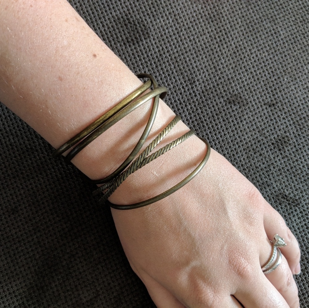 4/$20 bracelet bundle 6 pack